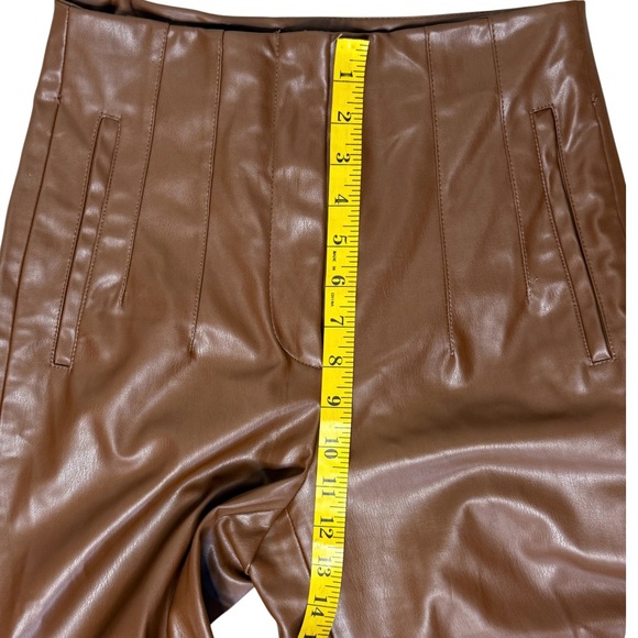 Zara Faux Brown Leather
Pleated Tapered Pants - Size S - Picture 11 of 14